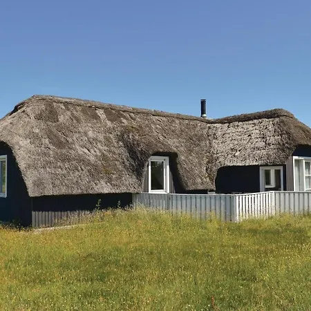 Four-bedroom Holiday In Hébergement de vacances *